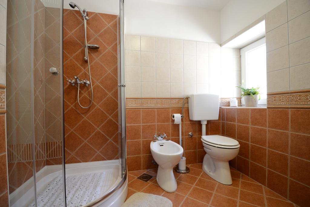 Holiday Home Nono Frane Lindar Екстер'єр фото
